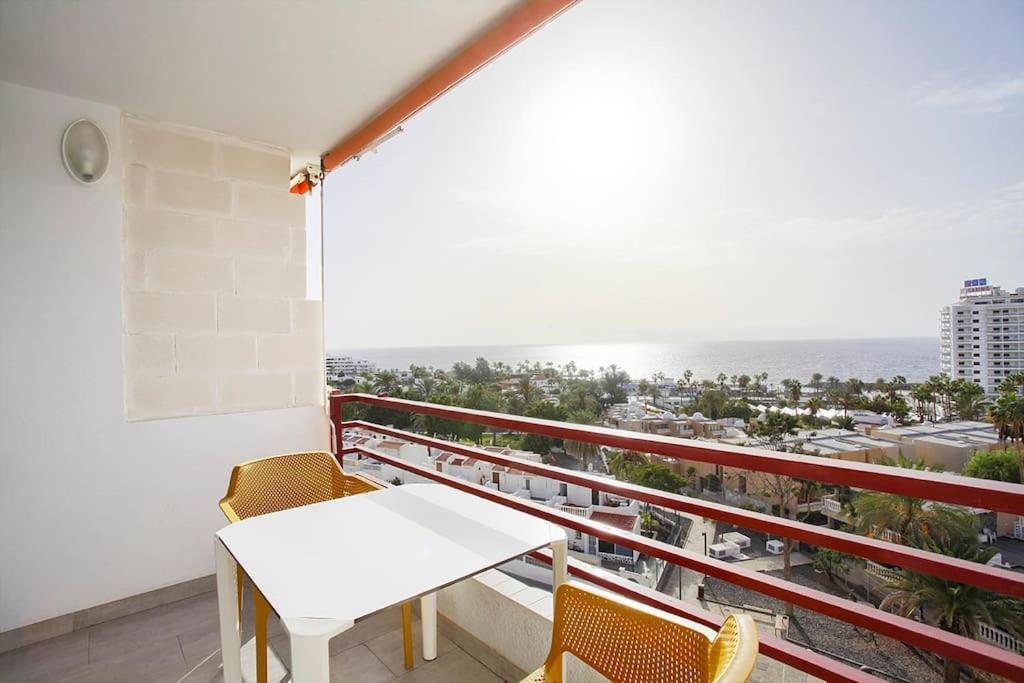 Roberta Apartment Playa De Las Americas Eksteriør billede